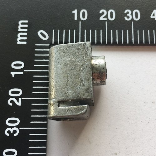 LR944