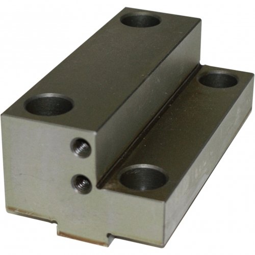 V3561